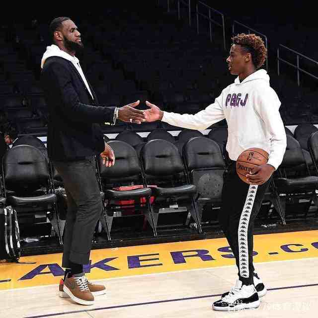 与赛季下半 与赛季下半